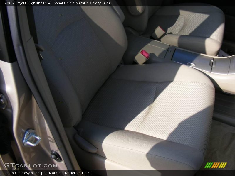 Sonora Gold Metallic / Ivory Beige 2006 Toyota Highlander I4