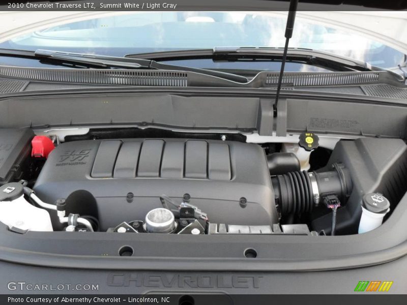 Summit White / Light Gray 2010 Chevrolet Traverse LTZ