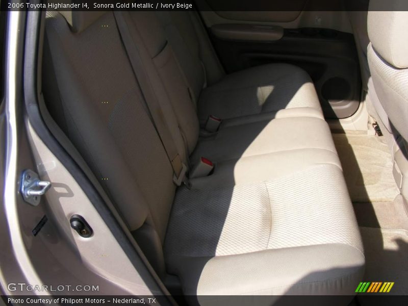 Sonora Gold Metallic / Ivory Beige 2006 Toyota Highlander I4