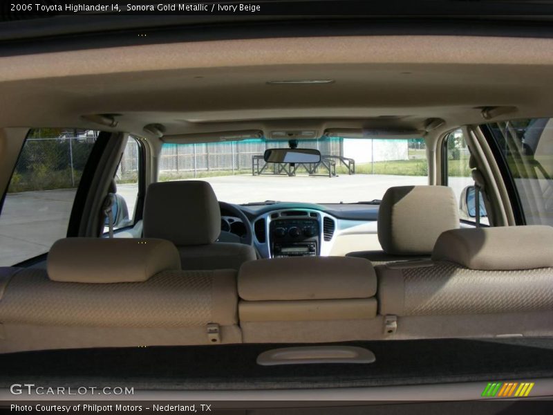 Sonora Gold Metallic / Ivory Beige 2006 Toyota Highlander I4