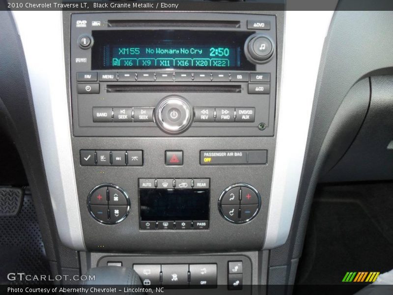 Black Granite Metallic / Ebony 2010 Chevrolet Traverse LT