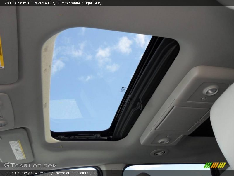 Summit White / Light Gray 2010 Chevrolet Traverse LTZ
