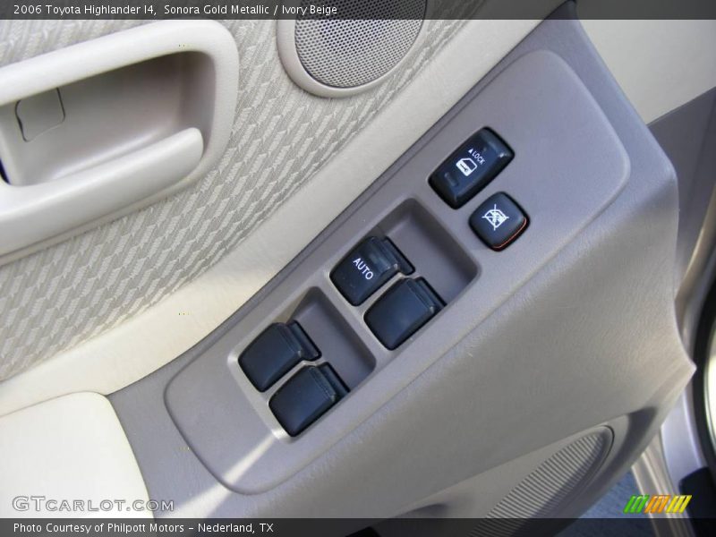 Sonora Gold Metallic / Ivory Beige 2006 Toyota Highlander I4