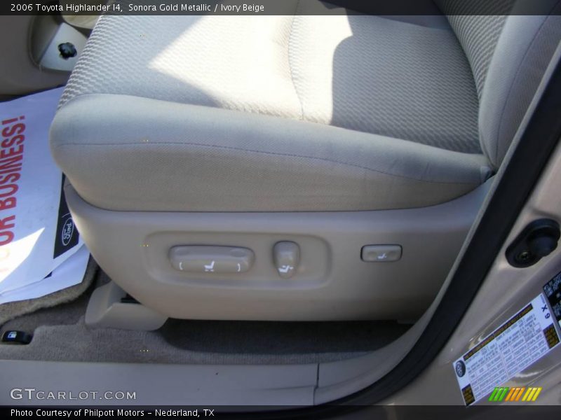 Sonora Gold Metallic / Ivory Beige 2006 Toyota Highlander I4