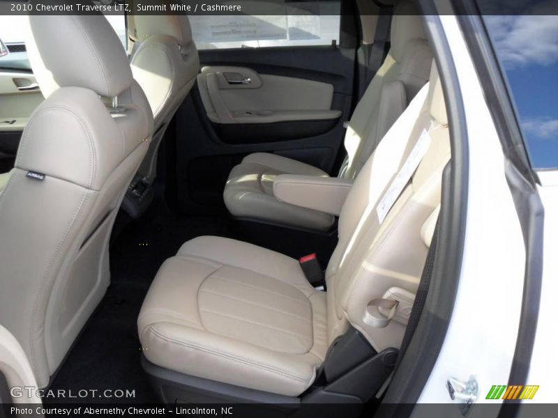 Summit White / Cashmere 2010 Chevrolet Traverse LTZ