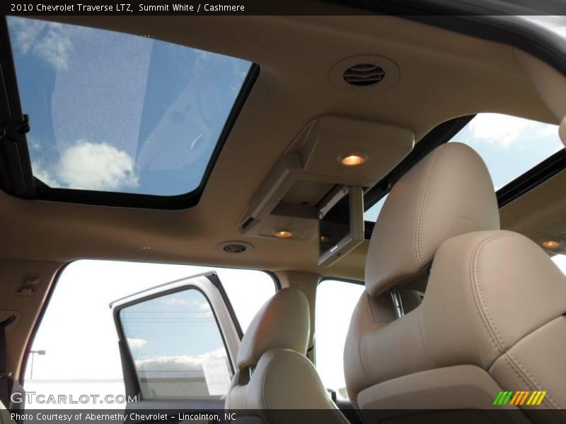 Summit White / Cashmere 2010 Chevrolet Traverse LTZ