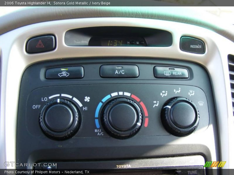 Sonora Gold Metallic / Ivory Beige 2006 Toyota Highlander I4