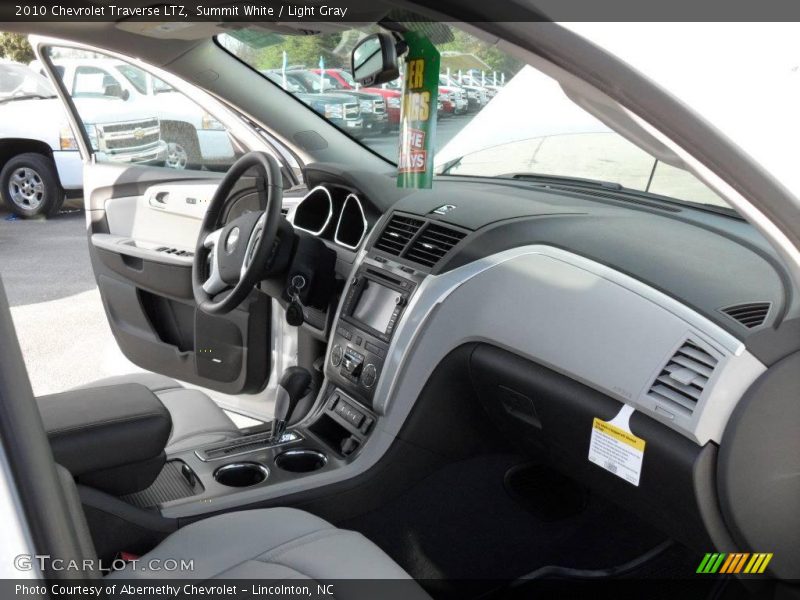 Summit White / Light Gray 2010 Chevrolet Traverse LTZ