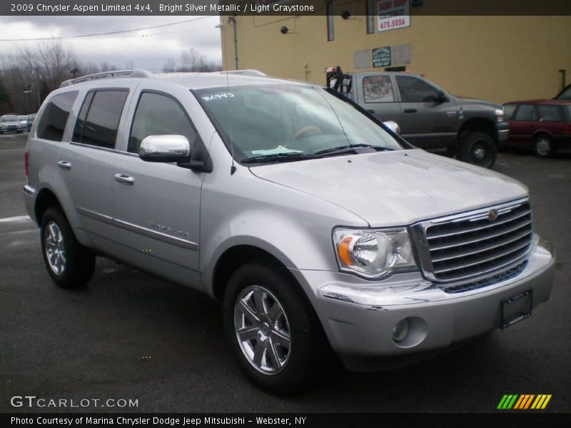 Bright Silver Metallic / Light Graystone 2009 Chrysler Aspen Limited 4x4