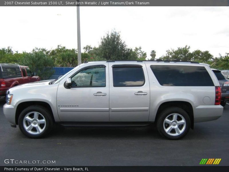 Silver Birch Metallic / Light Titanium/Dark Titanium 2007 Chevrolet Suburban 1500 LT