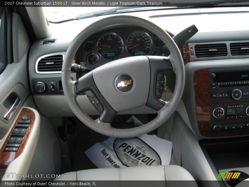 Silver Birch Metallic / Light Titanium/Dark Titanium 2007 Chevrolet Suburban 1500 LT