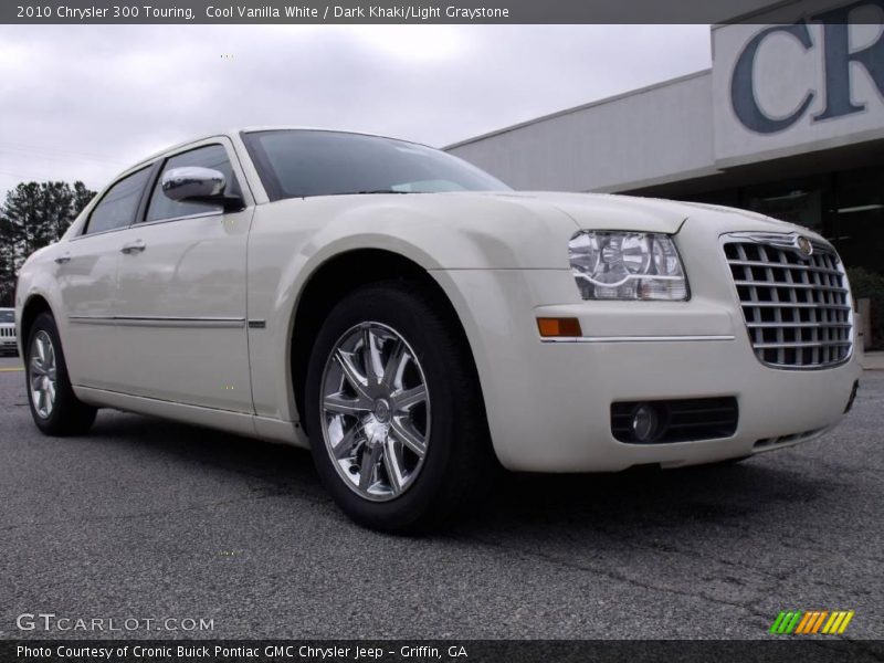 Cool Vanilla White / Dark Khaki/Light Graystone 2010 Chrysler 300 Touring