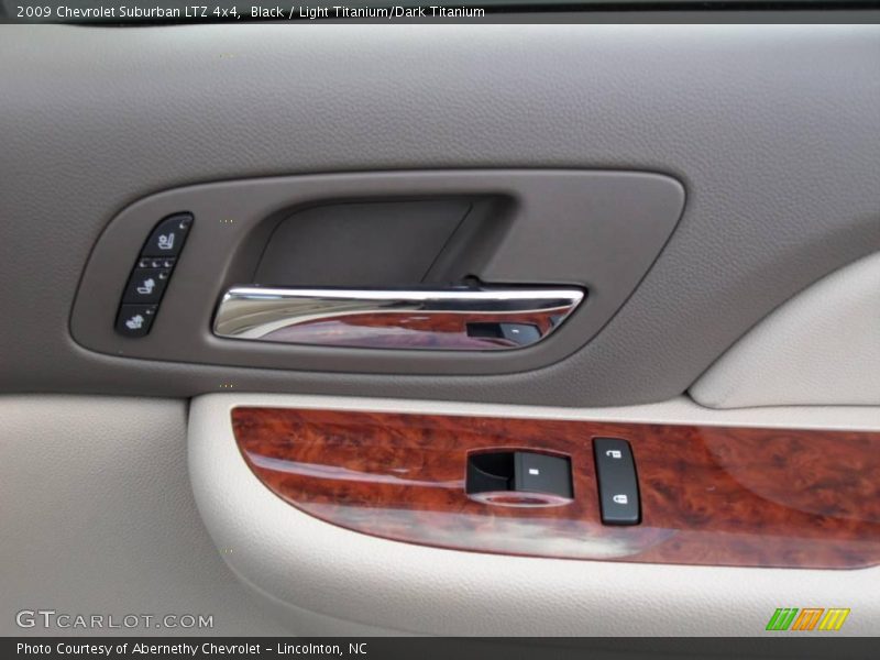 Black / Light Titanium/Dark Titanium 2009 Chevrolet Suburban LTZ 4x4
