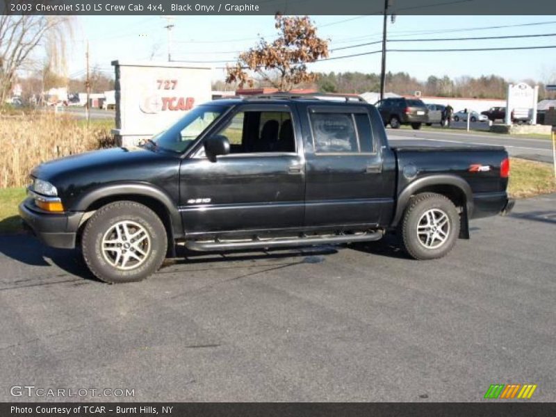 Black Onyx / Graphite 2003 Chevrolet S10 LS Crew Cab 4x4