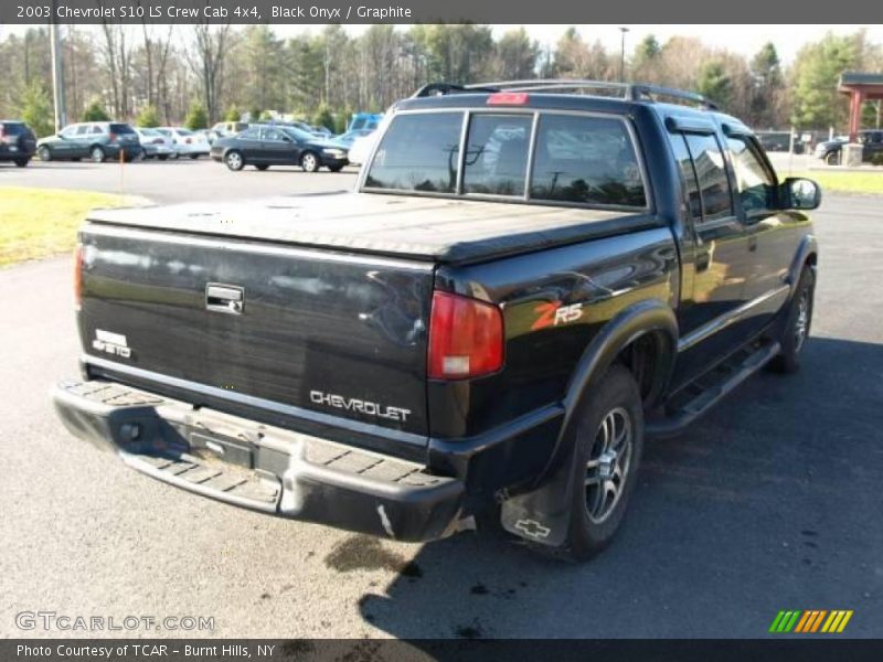 Black Onyx / Graphite 2003 Chevrolet S10 LS Crew Cab 4x4