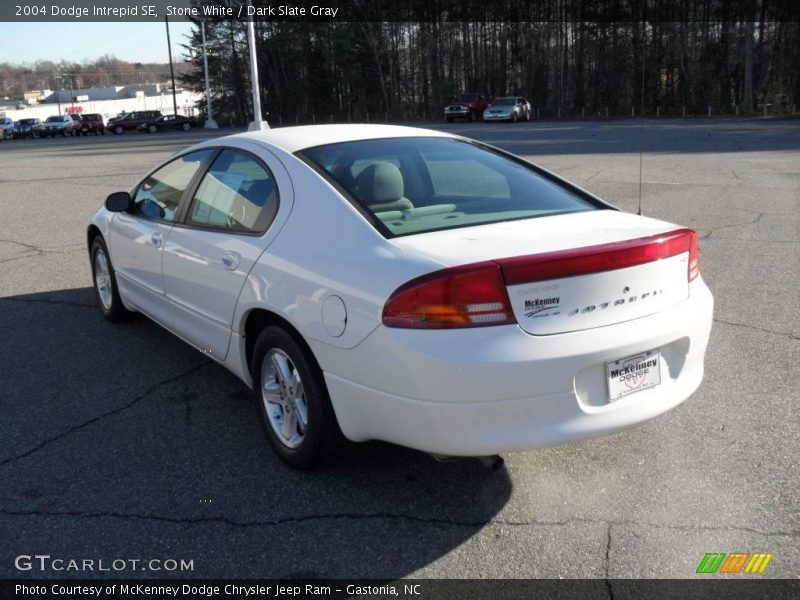 Stone White / Dark Slate Gray 2004 Dodge Intrepid SE