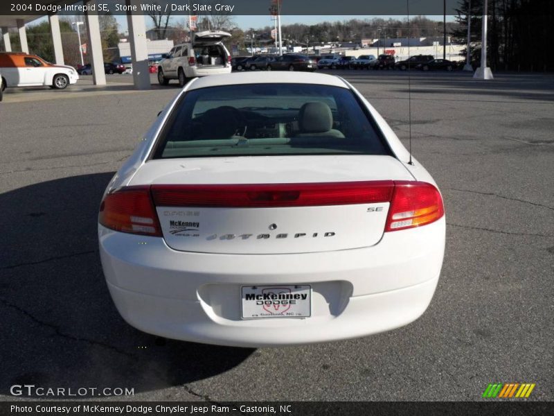 Stone White / Dark Slate Gray 2004 Dodge Intrepid SE