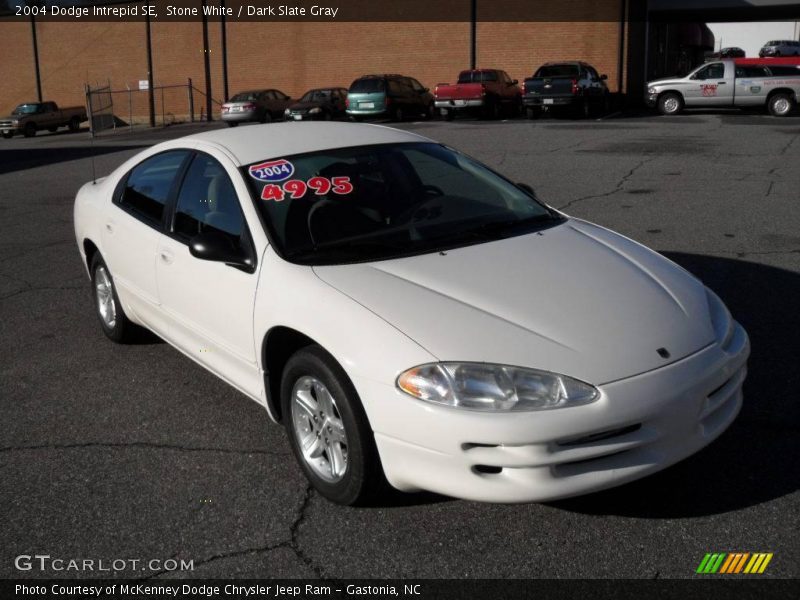 Stone White / Dark Slate Gray 2004 Dodge Intrepid SE