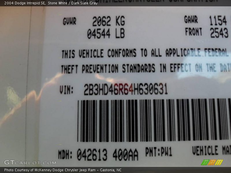 Stone White / Dark Slate Gray 2004 Dodge Intrepid SE