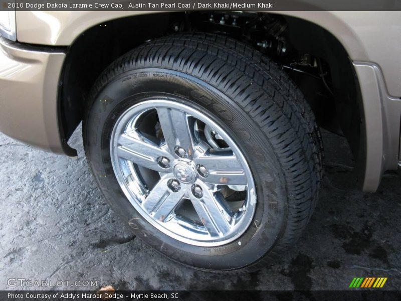 Austin Tan Pearl Coat / Dark Khaki/Medium Khaki 2010 Dodge Dakota Laramie Crew Cab