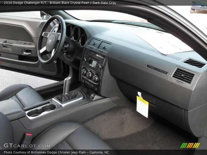 Brilliant Black Crystal Pearl / Dark Slate Gray 2010 Dodge Challenger R/T