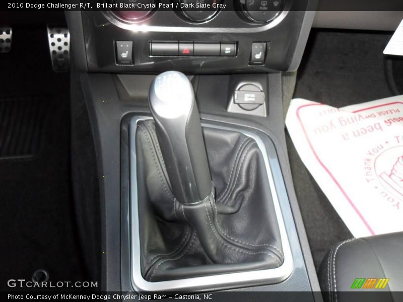 Brilliant Black Crystal Pearl / Dark Slate Gray 2010 Dodge Challenger R/T