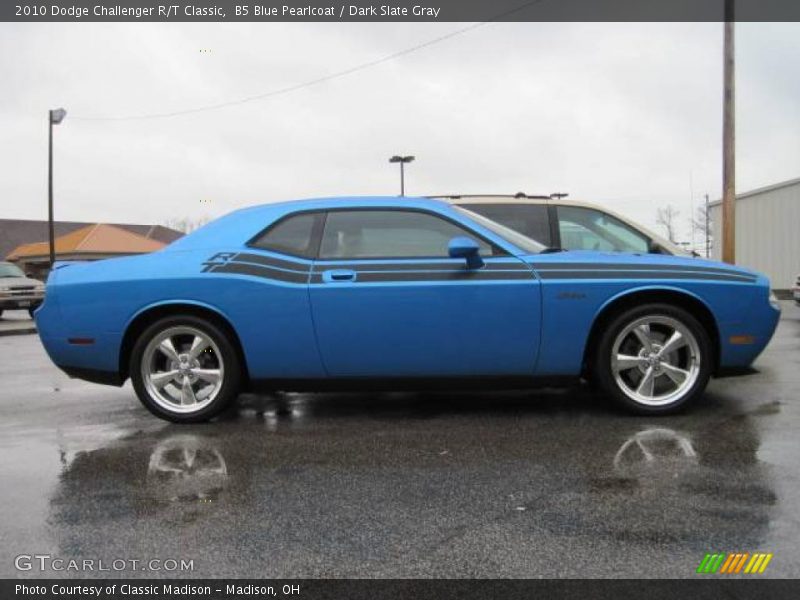 B5 Blue Pearlcoat / Dark Slate Gray 2010 Dodge Challenger R/T Classic
