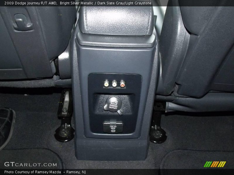 Bright Silver Metallic / Dark Slate Gray/Light Graystone 2009 Dodge Journey R/T AWD