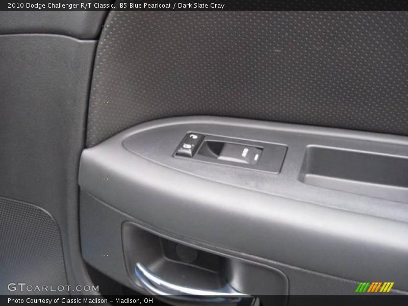 B5 Blue Pearlcoat / Dark Slate Gray 2010 Dodge Challenger R/T Classic
