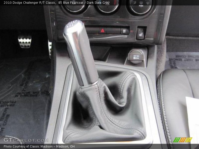 B5 Blue Pearlcoat / Dark Slate Gray 2010 Dodge Challenger R/T Classic
