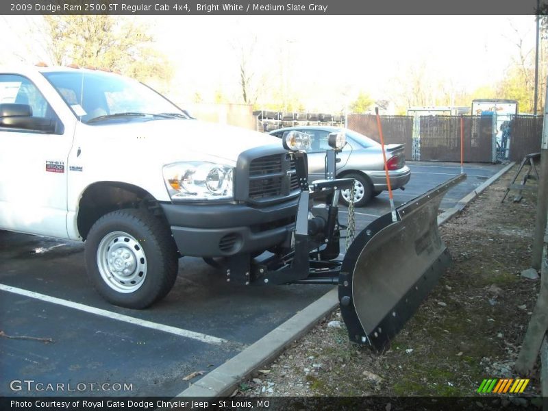 Bright White / Medium Slate Gray 2009 Dodge Ram 2500 ST Regular Cab 4x4