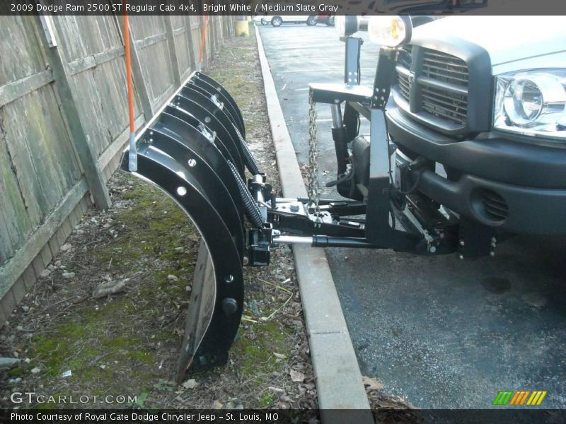 Bright White / Medium Slate Gray 2009 Dodge Ram 2500 ST Regular Cab 4x4