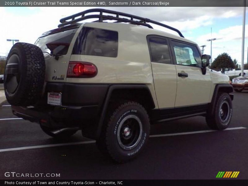 Sandstorm / Dark Charcoal/Beige 2010 Toyota FJ Cruiser Trail Teams Special Edition 4WD