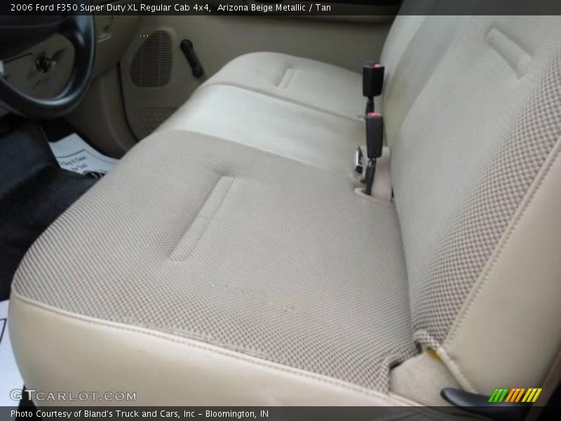Arizona Beige Metallic / Tan 2006 Ford F350 Super Duty XL Regular Cab 4x4