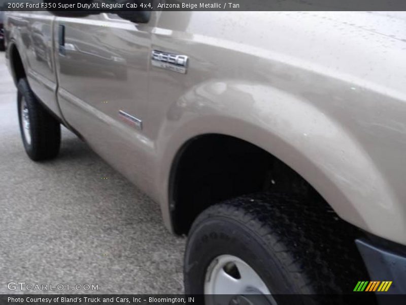 Arizona Beige Metallic / Tan 2006 Ford F350 Super Duty XL Regular Cab 4x4