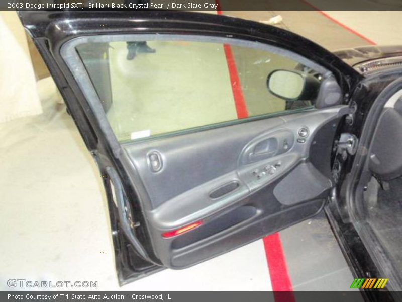 Brilliant Black Crystal Pearl / Dark Slate Gray 2003 Dodge Intrepid SXT