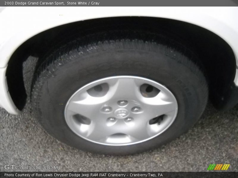 Stone White / Gray 2003 Dodge Grand Caravan Sport
