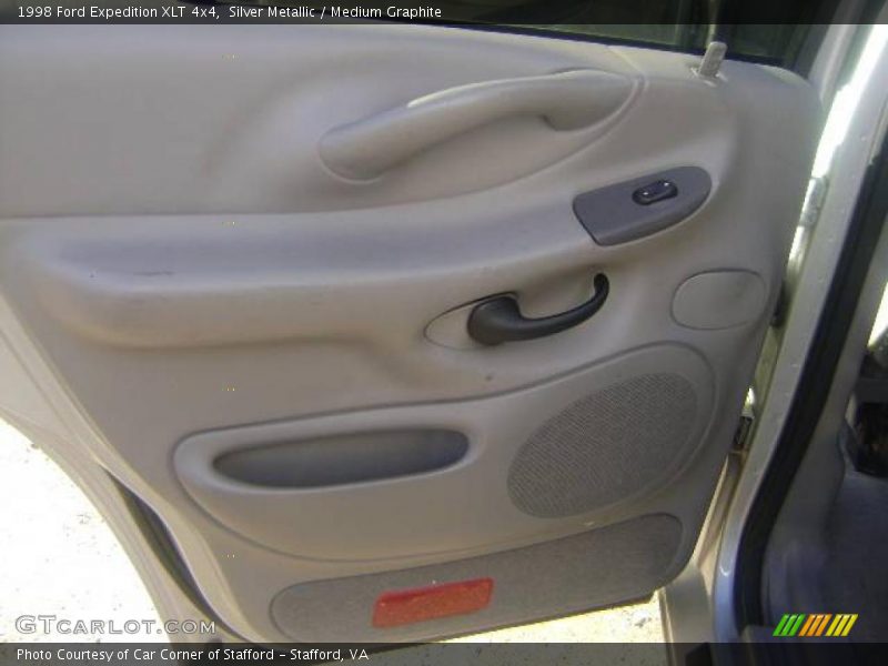 Silver Metallic / Medium Graphite 1998 Ford Expedition XLT 4x4