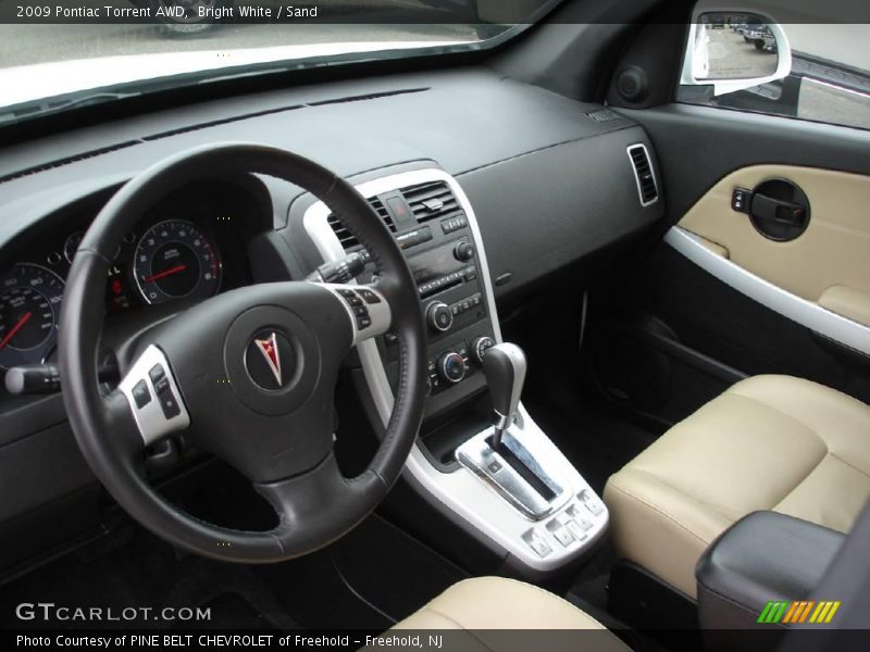 Bright White / Sand 2009 Pontiac Torrent AWD