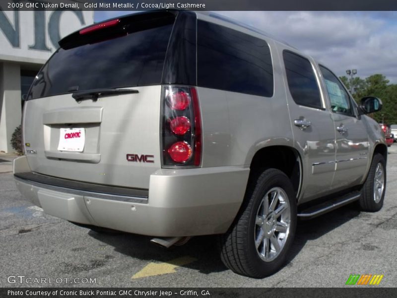 Gold Mist Metallic / Cocoa/Light Cashmere 2009 GMC Yukon Denali