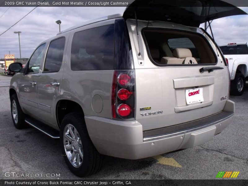 Gold Mist Metallic / Cocoa/Light Cashmere 2009 GMC Yukon Denali
