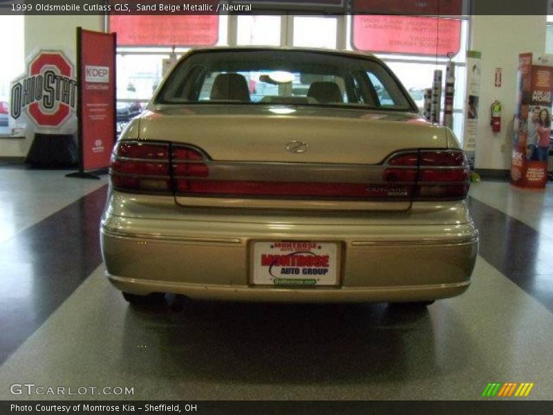 Sand Beige Metallic / Neutral 1999 Oldsmobile Cutlass GLS