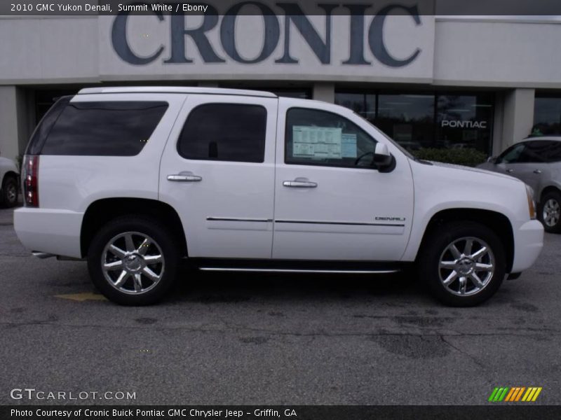 Summit White / Ebony 2010 GMC Yukon Denali