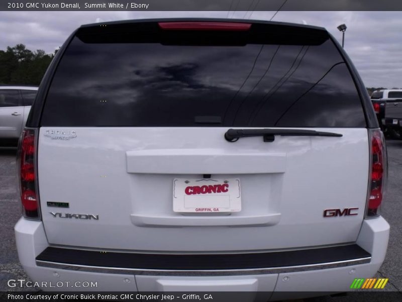 Summit White / Ebony 2010 GMC Yukon Denali