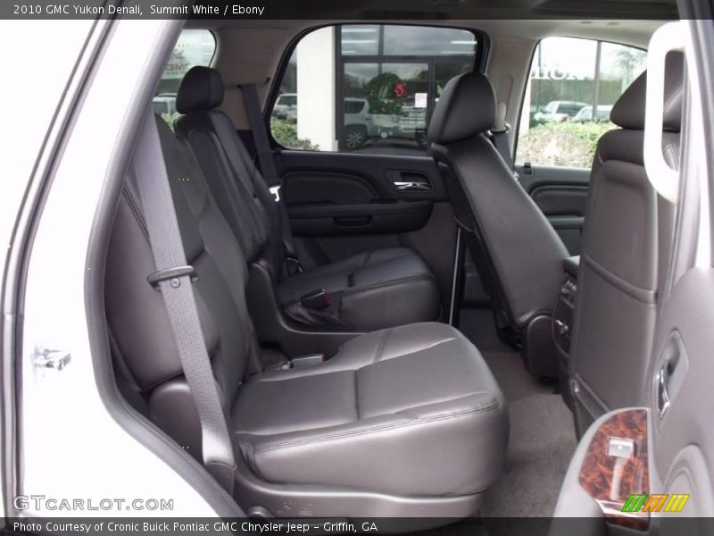 Summit White / Ebony 2010 GMC Yukon Denali