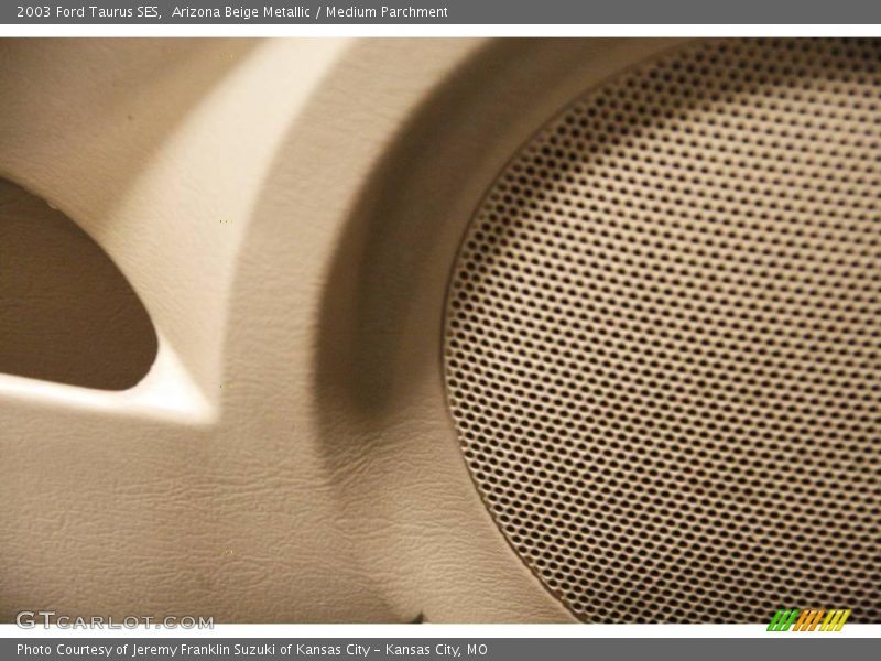 Arizona Beige Metallic / Medium Parchment 2003 Ford Taurus SES