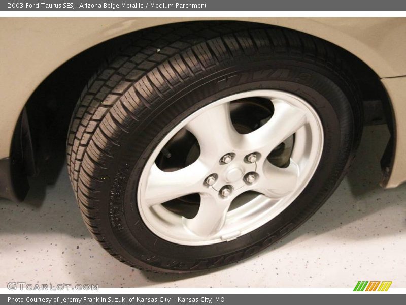 Arizona Beige Metallic / Medium Parchment 2003 Ford Taurus SES