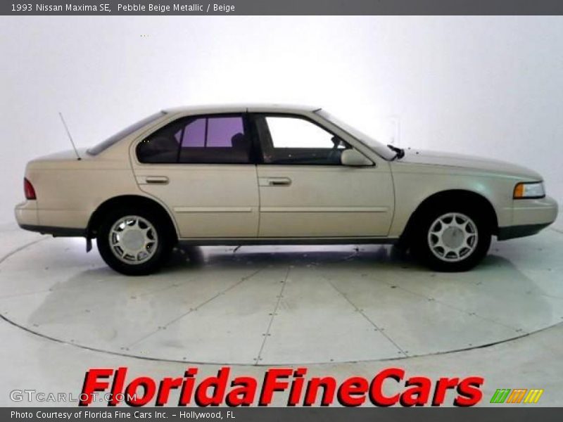 Pebble Beige Metallic / Beige 1993 Nissan Maxima SE