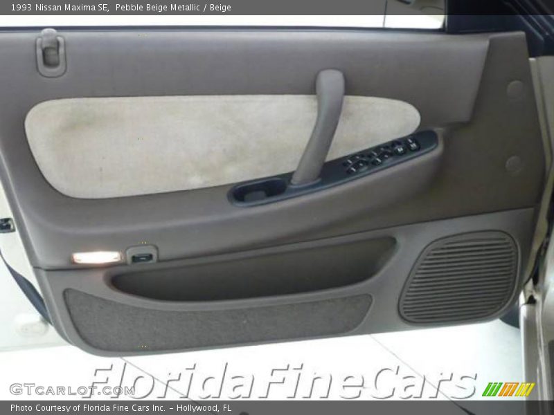 Pebble Beige Metallic / Beige 1993 Nissan Maxima SE