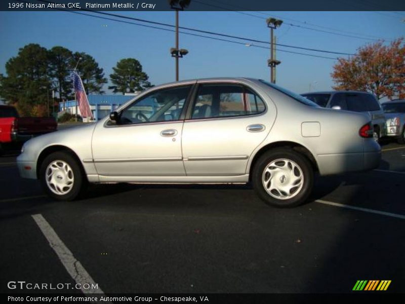 Platinum Metallic / Gray 1996 Nissan Altima GXE